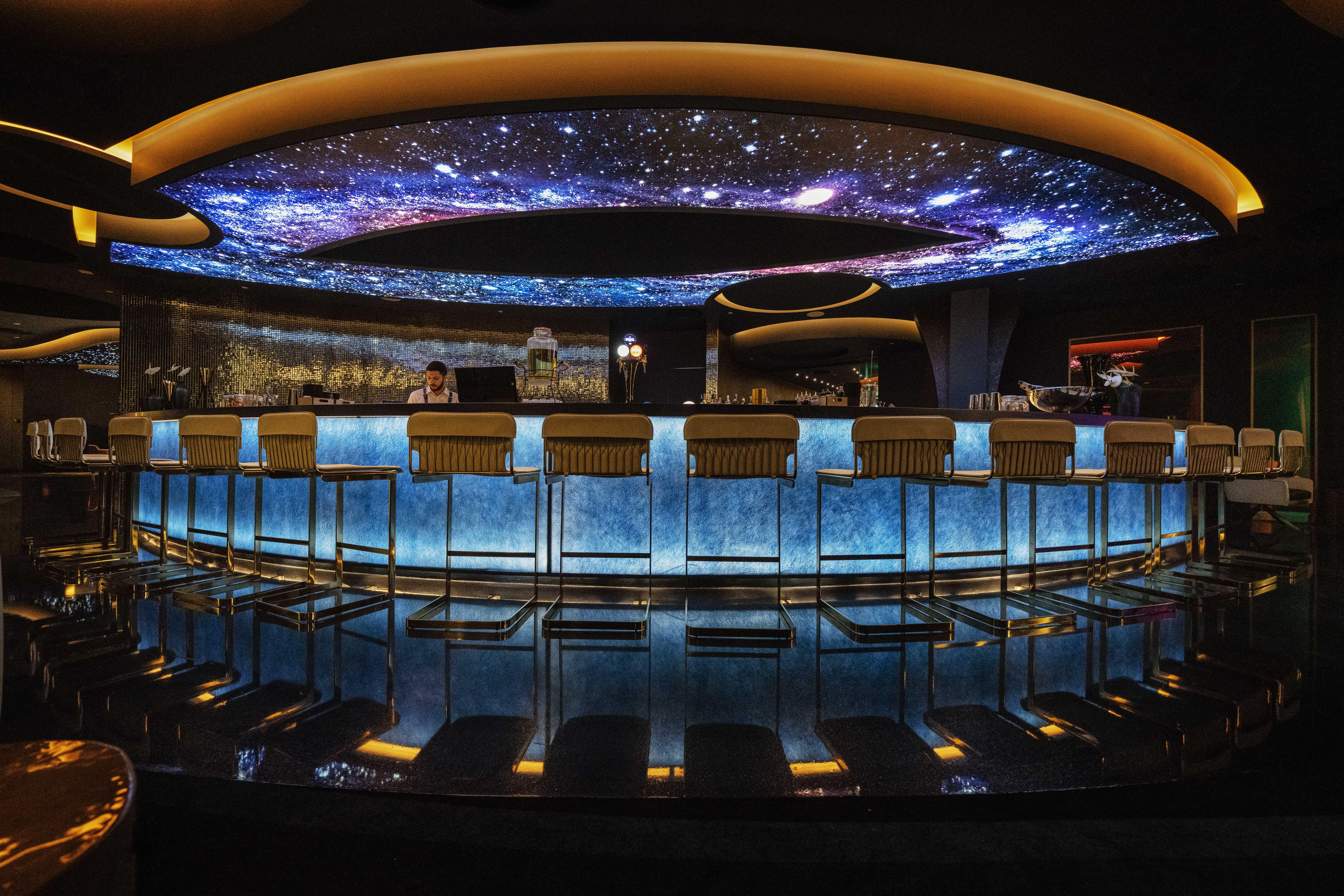 Savoy Palace - The Leading Hotels Of The World - Savoy Signature Фуншал Екстериор снимка The bar at the Sky Bar