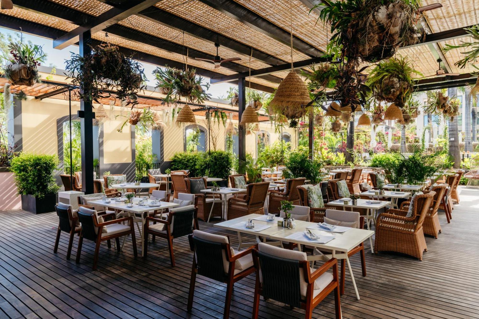 Savoy Palace - The Leading Hotels Of The World - Savoy Signature Фуншал Екстериор снимка The Terrace at The Standard East Village