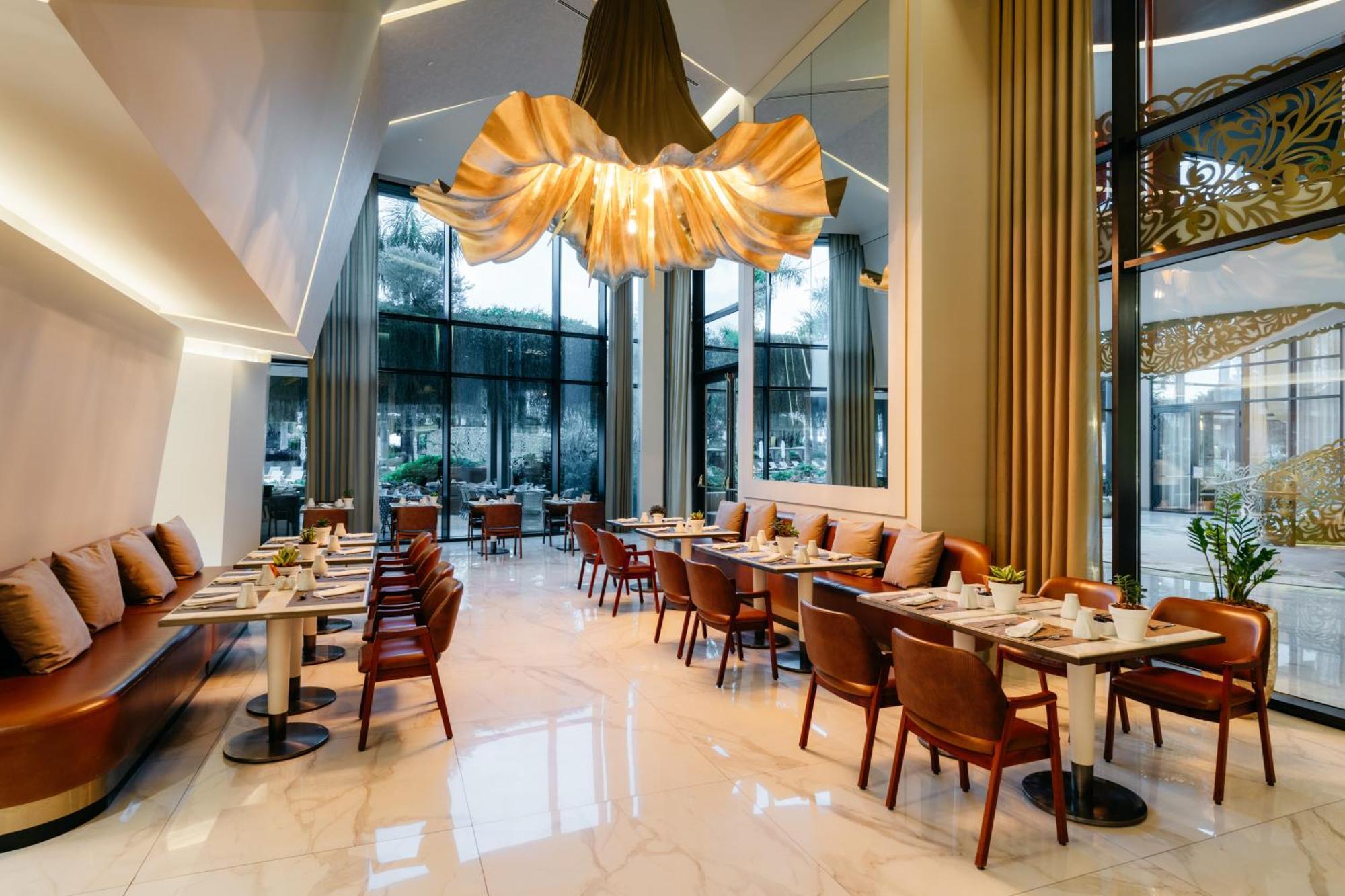 Savoy Palace - The Leading Hotels Of The World - Savoy Signature Фуншал Екстериор снимка The restaurant