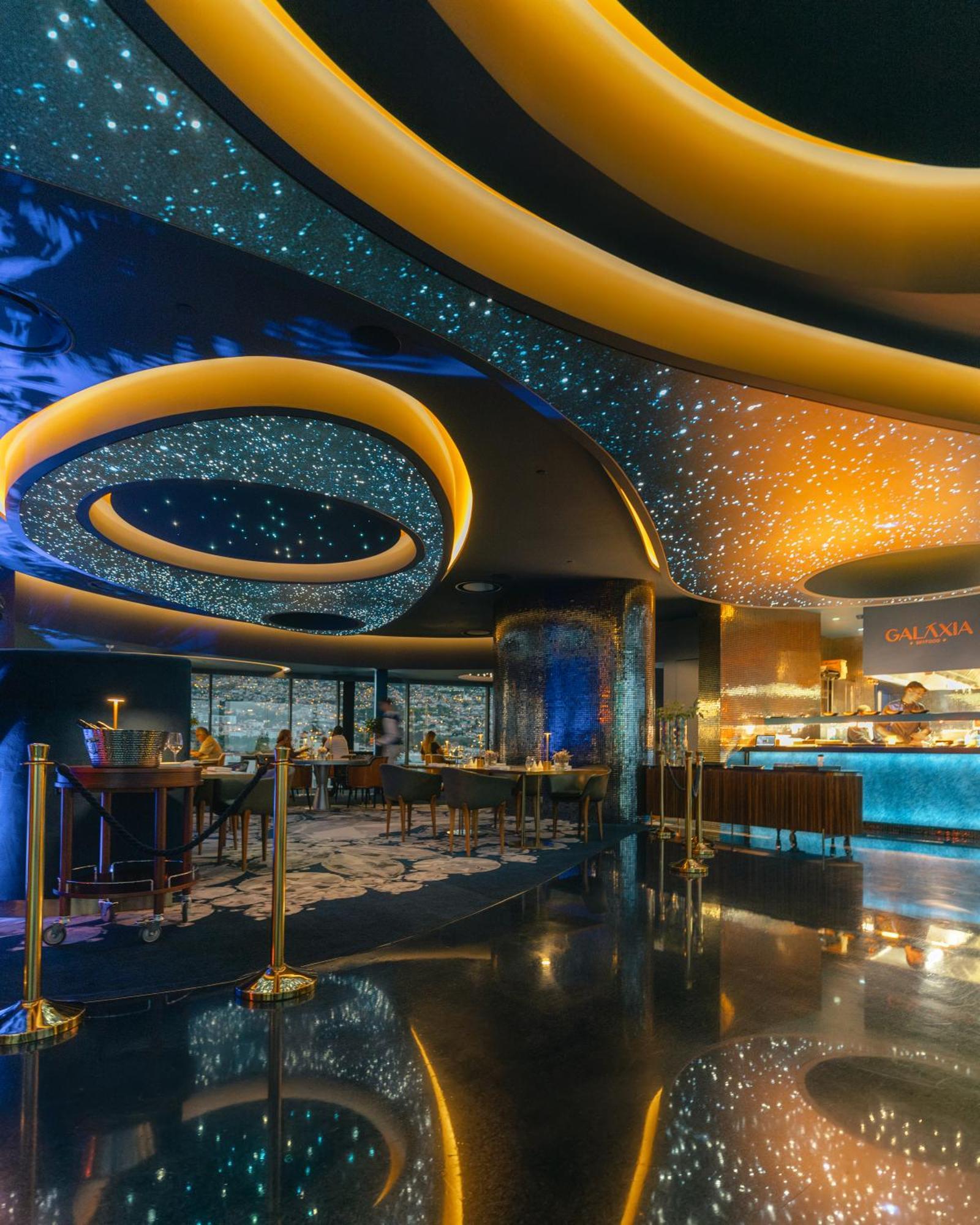 Savoy Palace - The Leading Hotels Of The World - Savoy Signature Фуншал Екстериор снимка The interior of the restaurant