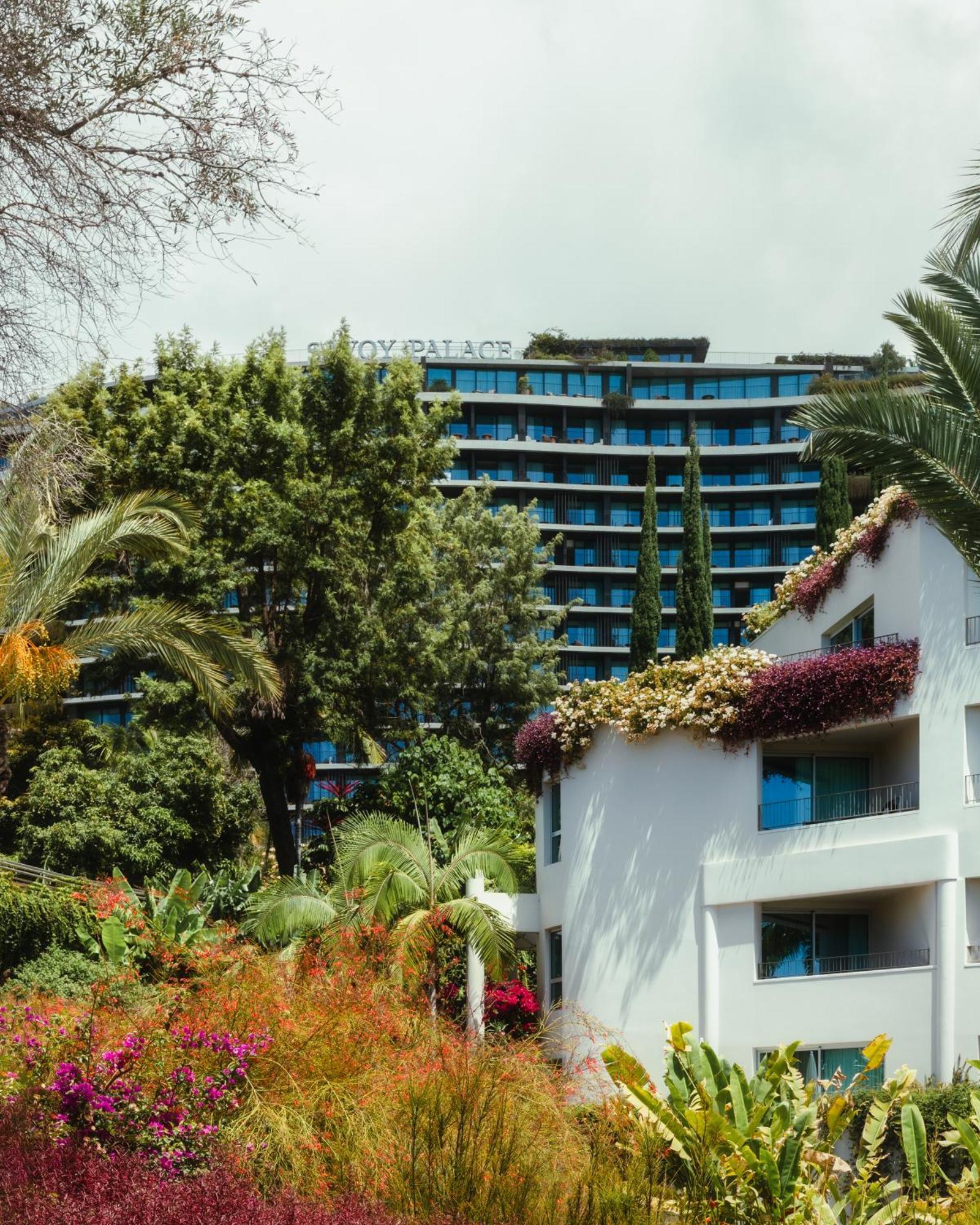 Savoy Palace - The Leading Hotels Of The World - Savoy Signature Фуншал Екстериор снимка The Beverly Hills Hotel